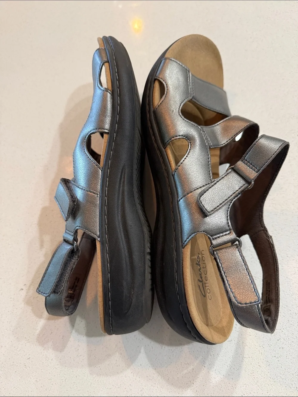 Clarks Women's Metallic Silver Strappy Comfort Sandals Size 11